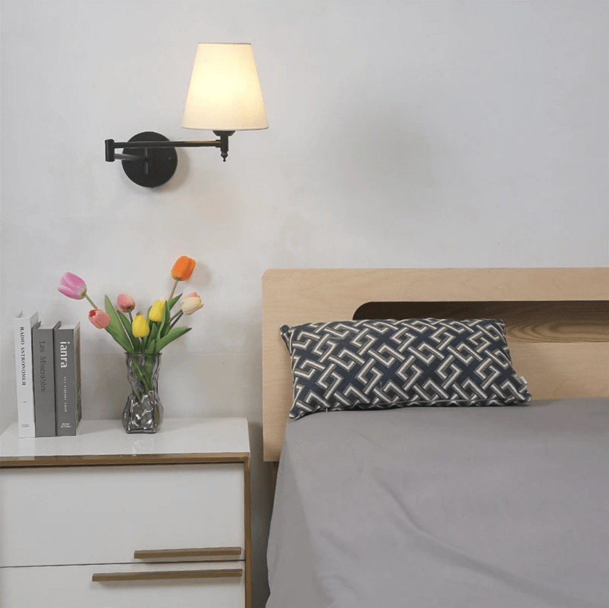 Applique murale abat-jour blanc