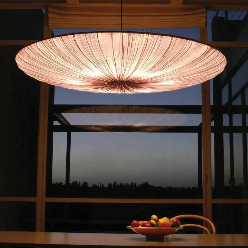 Grande suspension plate en tissu plissé