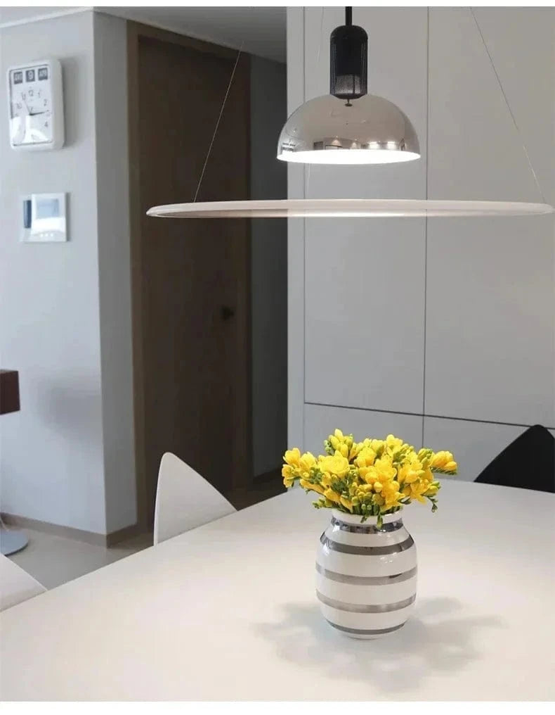 Lampe suspendue designer Danois