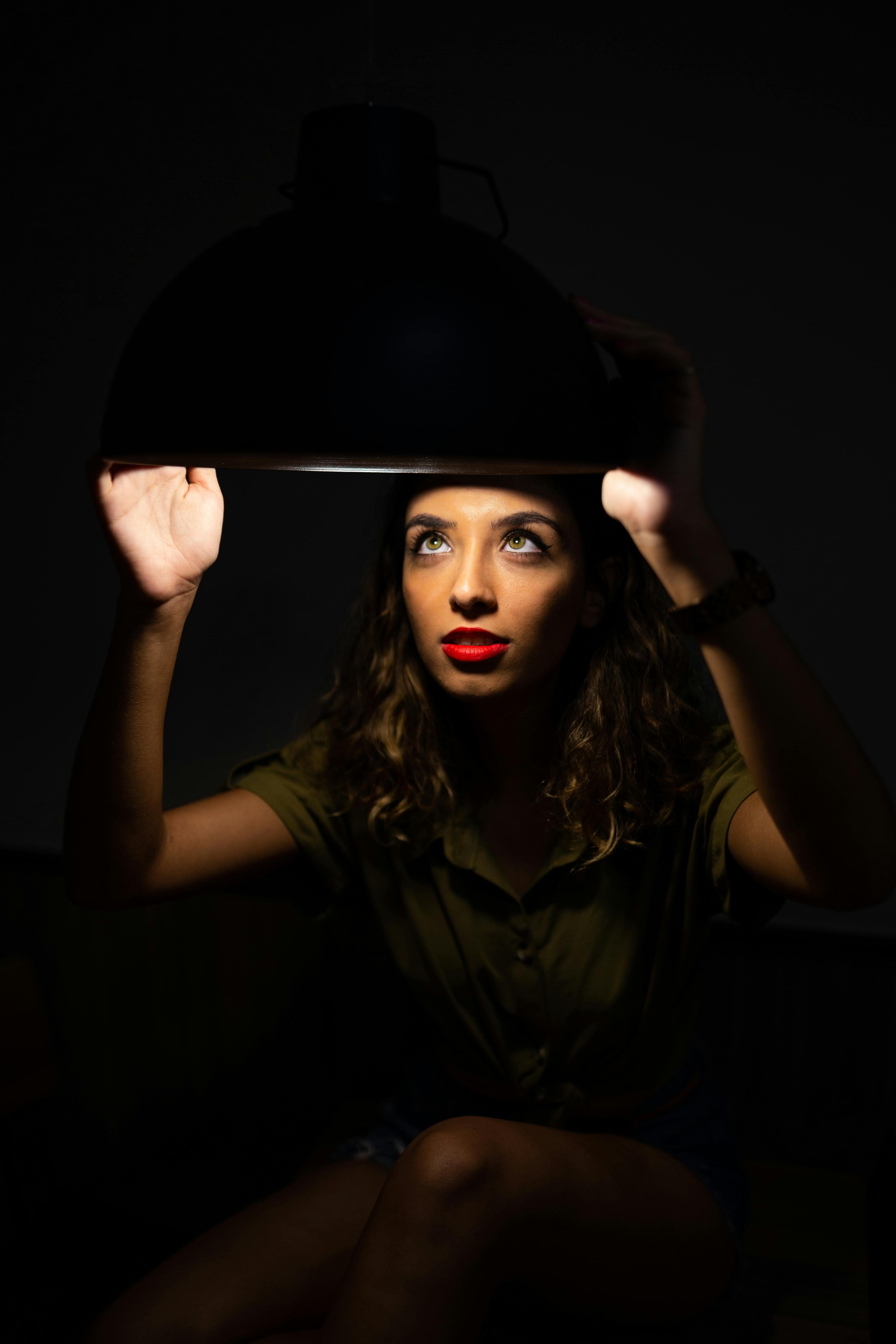 Comment installer un plafonnier ? Image