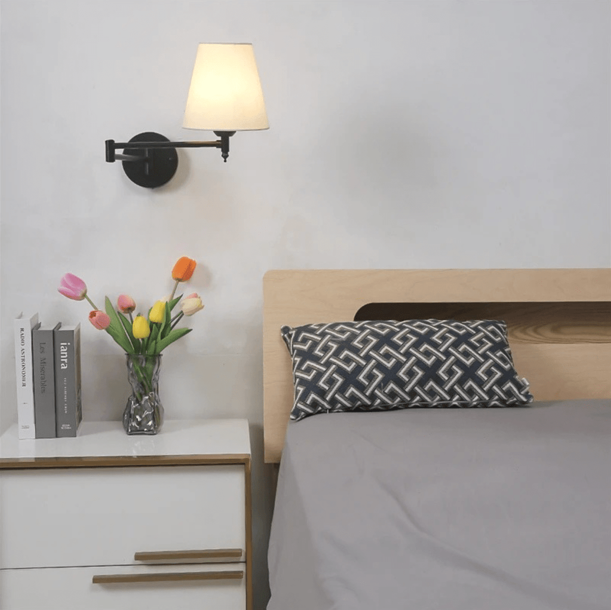 Applique murale abat-jour blanc