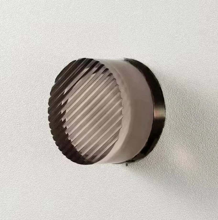 A Gray black / LUMIÈRE CHAUDE (2700-3500K) Applique murale verre cannelé