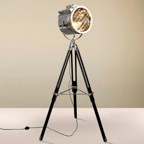 Lampadaire trepied projecteur