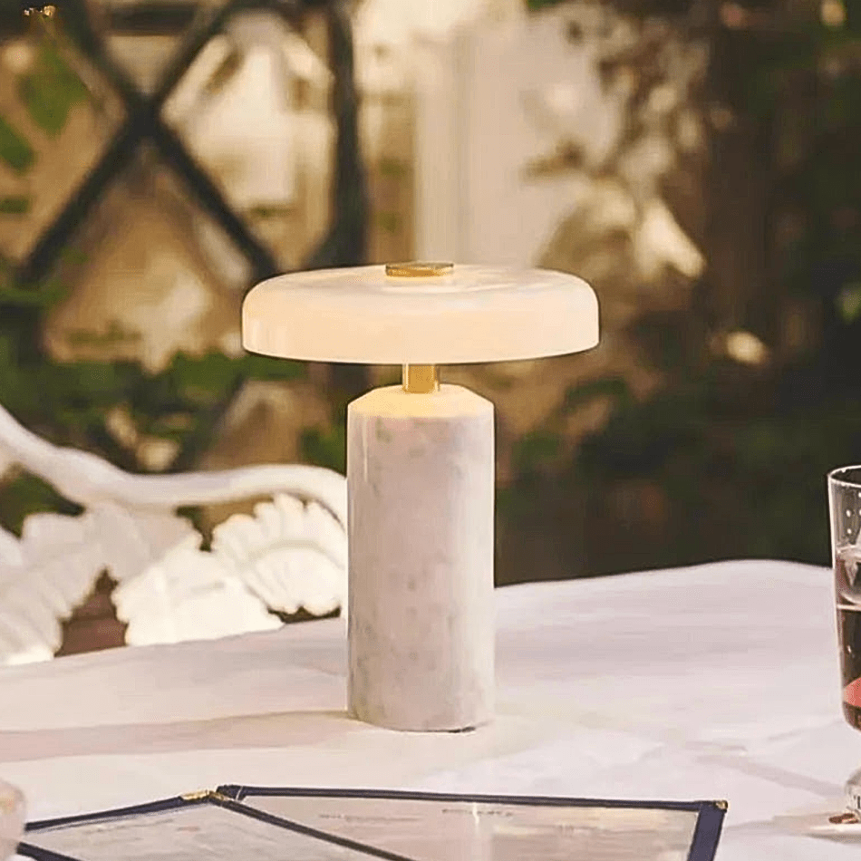 Lampe à poser pied marbre