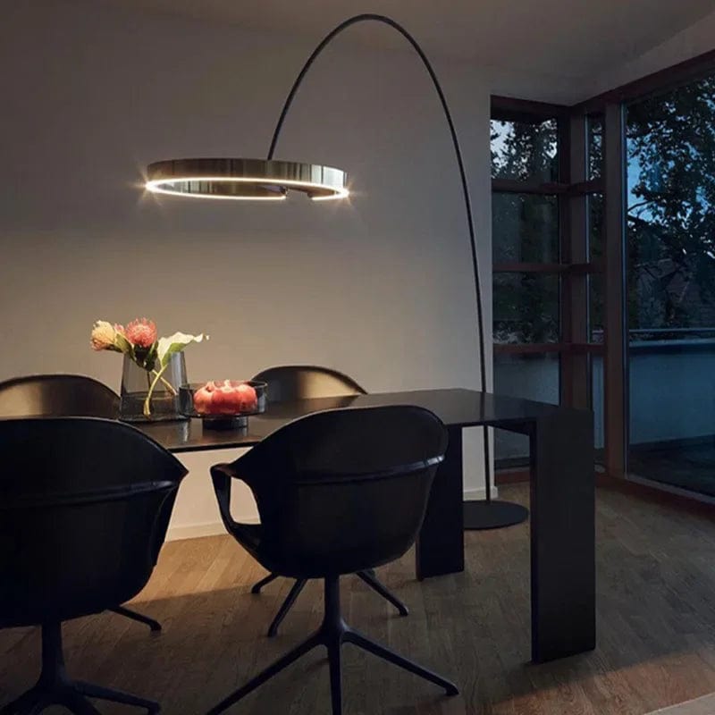 Lampe anneau sur pied