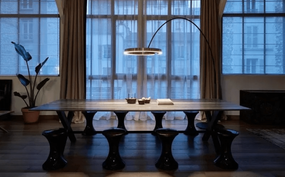 Lampe anneau sur pied