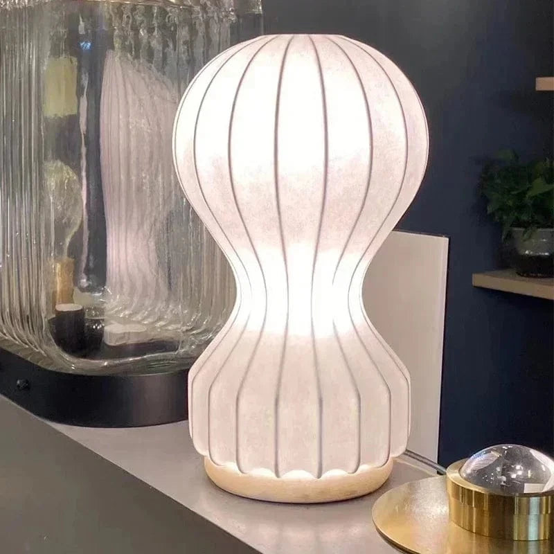 Lampe de table en tissu