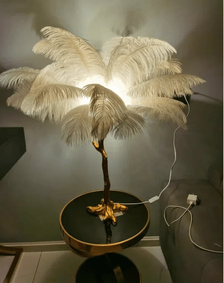 Lampe sur pied a plume