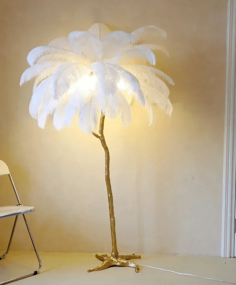 Lampe sur pied a plume