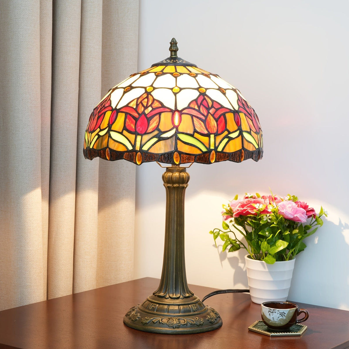 lampe tiffany le bouquet de roses