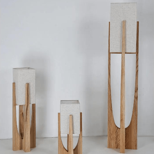 Lampes en bois naturel