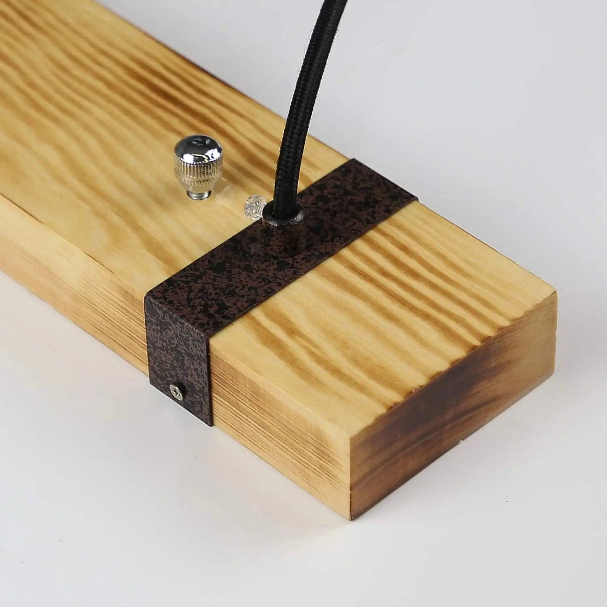 Lustre bois ampoules pendantes