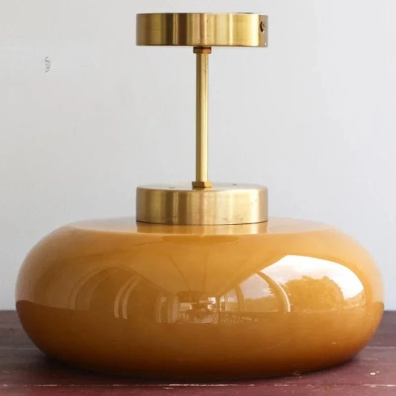 Plafonnier en verre orange style Bauhaus