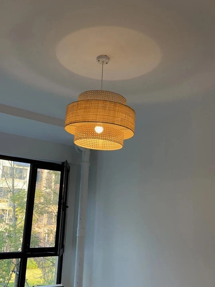 Suspension avec abat-jour en rotin