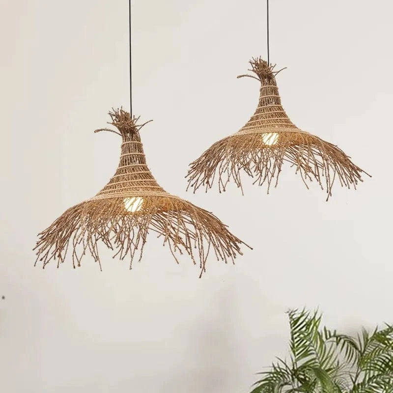 Suspension en paille style ancien