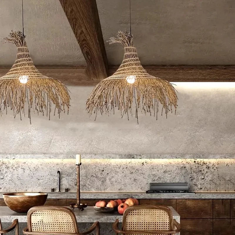 Suspension en paille style ancien