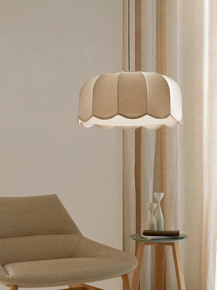 Suspension en tissu style classique