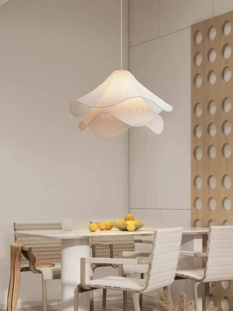 Suspension fleur blanche