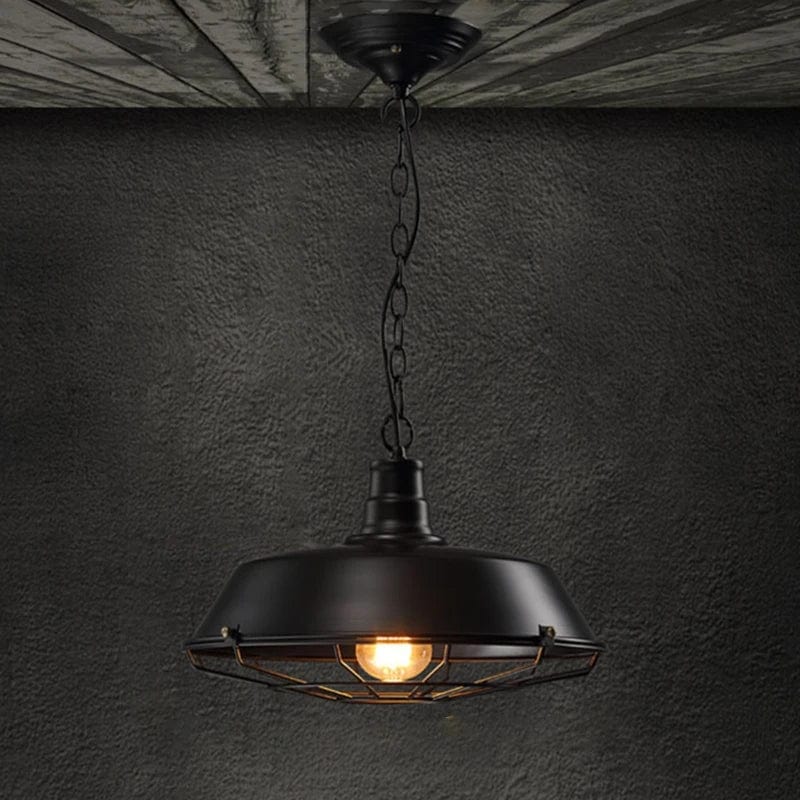 Suspension metal noir industriel
