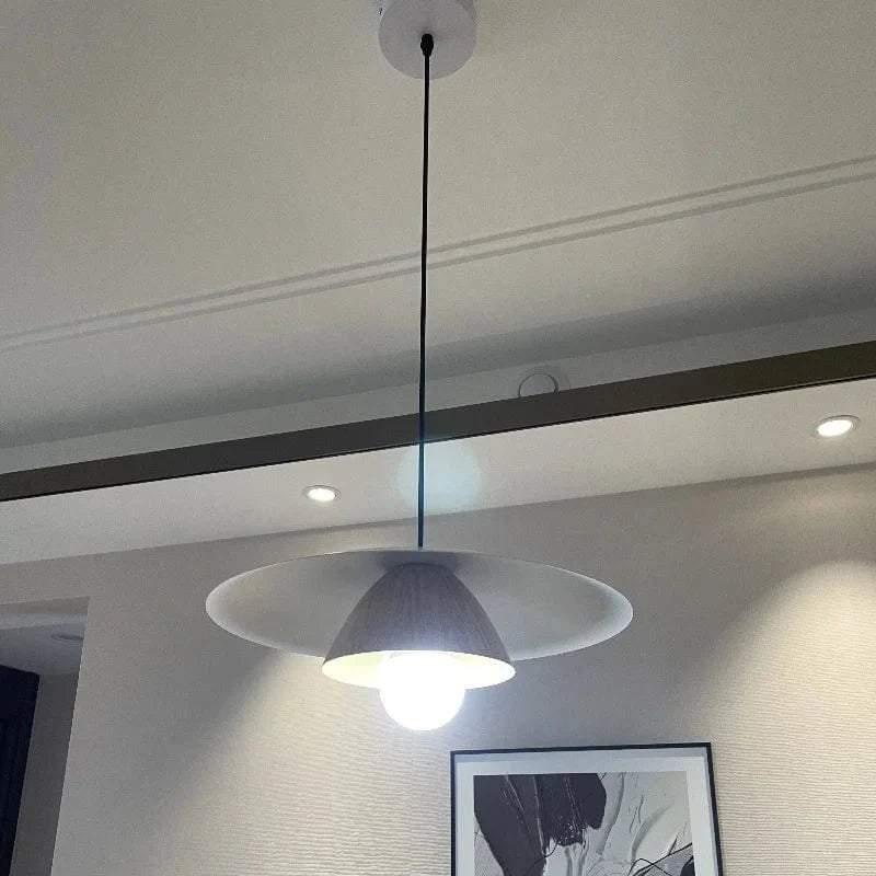 Suspension plate scandinave en bois